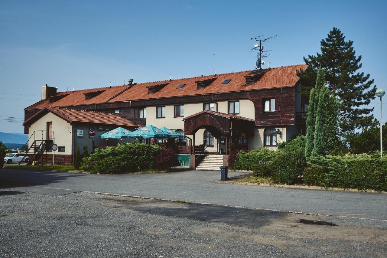 Motel Tosanovice Dolni Tosanovice Eksteriør billede