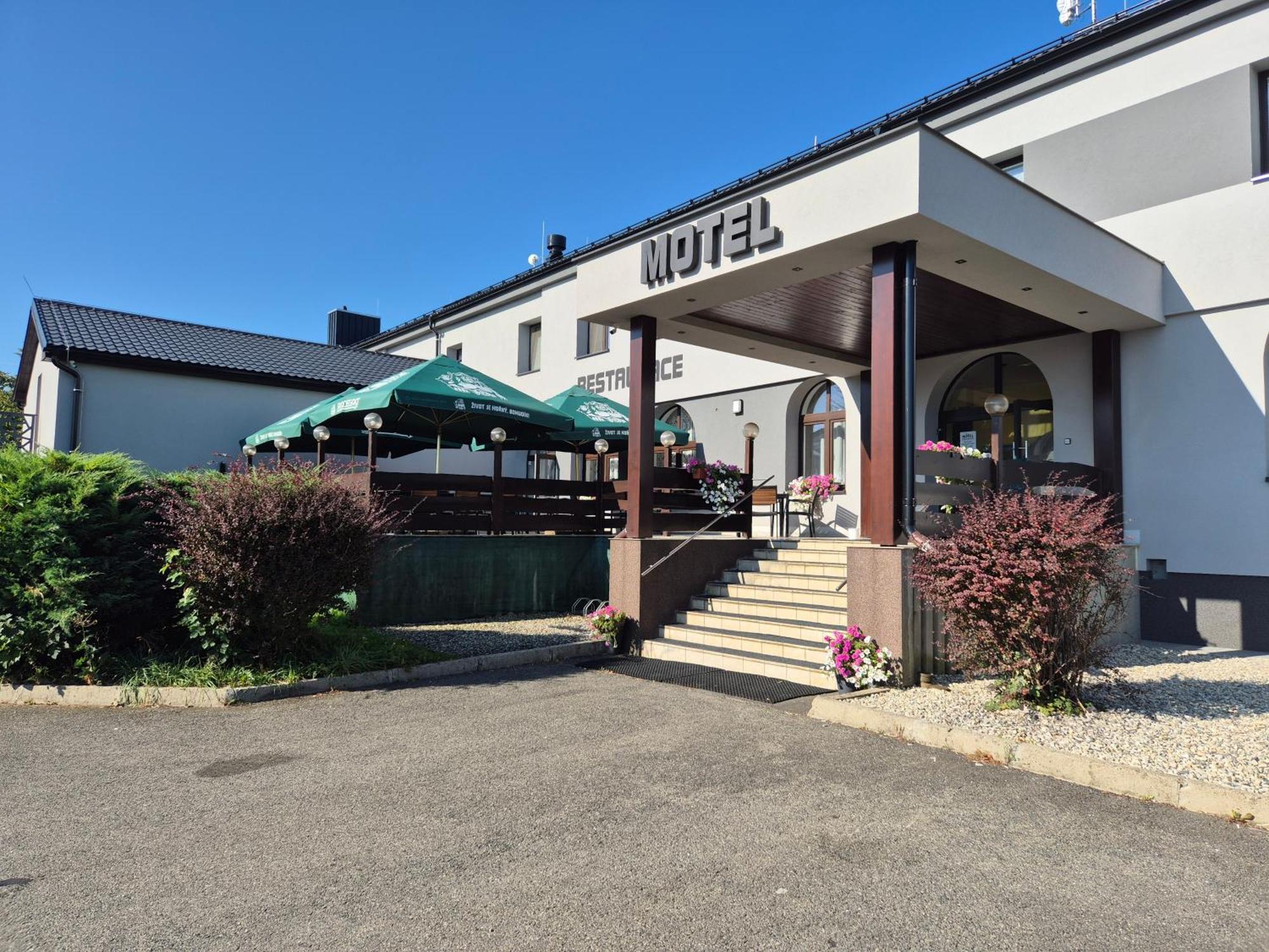 Motel Tosanovice Dolni Tosanovice Eksteriør billede